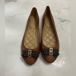 Michael Kors bow flats
